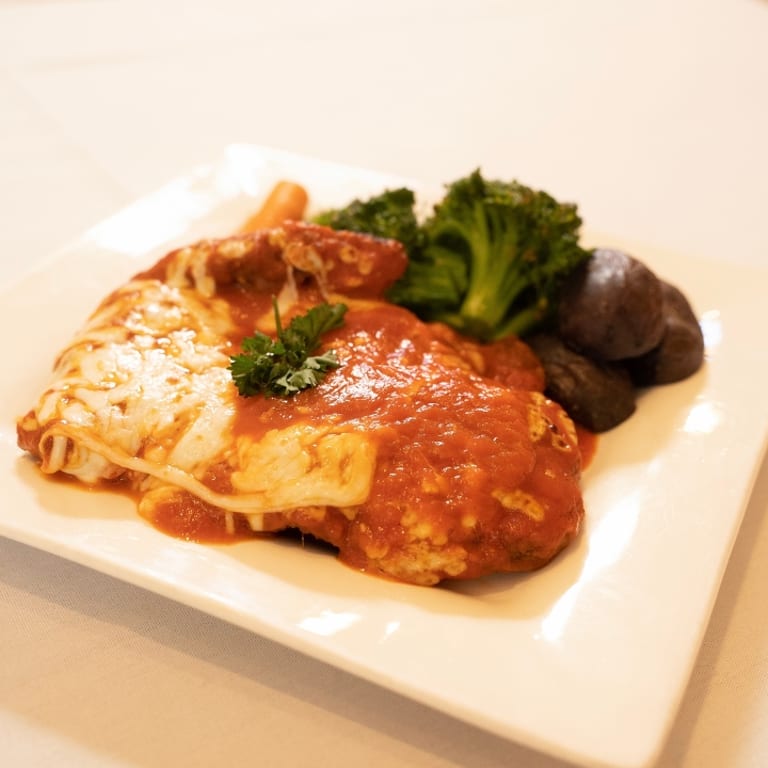Delicious Carbonara and Italian Classics